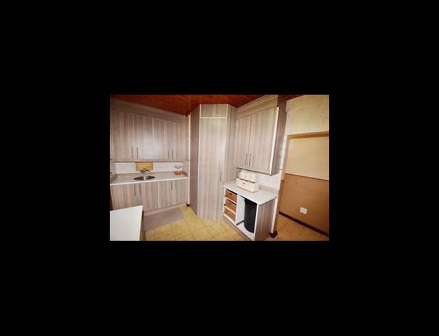 5 BEDROOM HOUSE FOR SALE IN CRYSTAL PARK